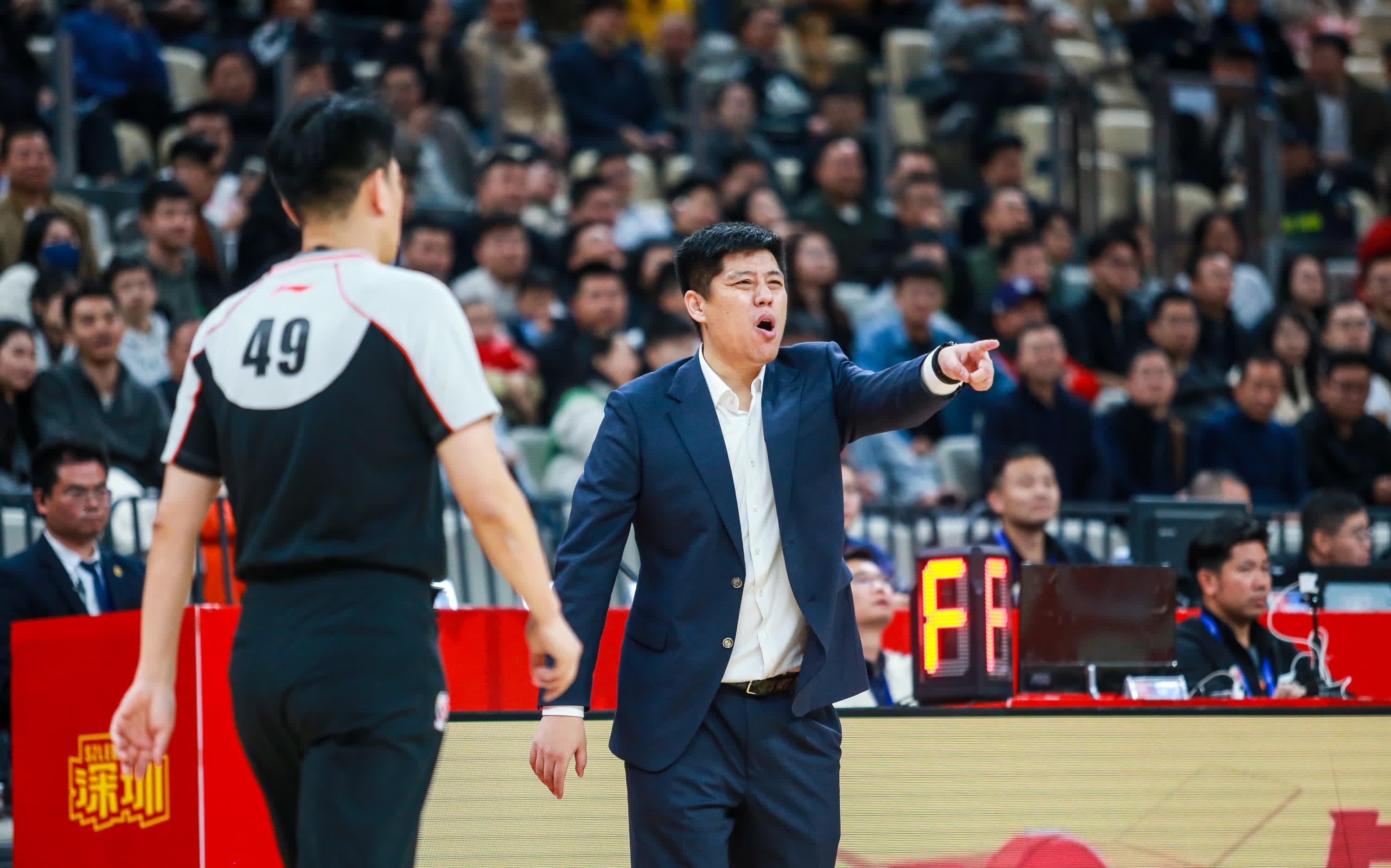 深圳男篮队员名单照片 深圳男篮队员名单照片