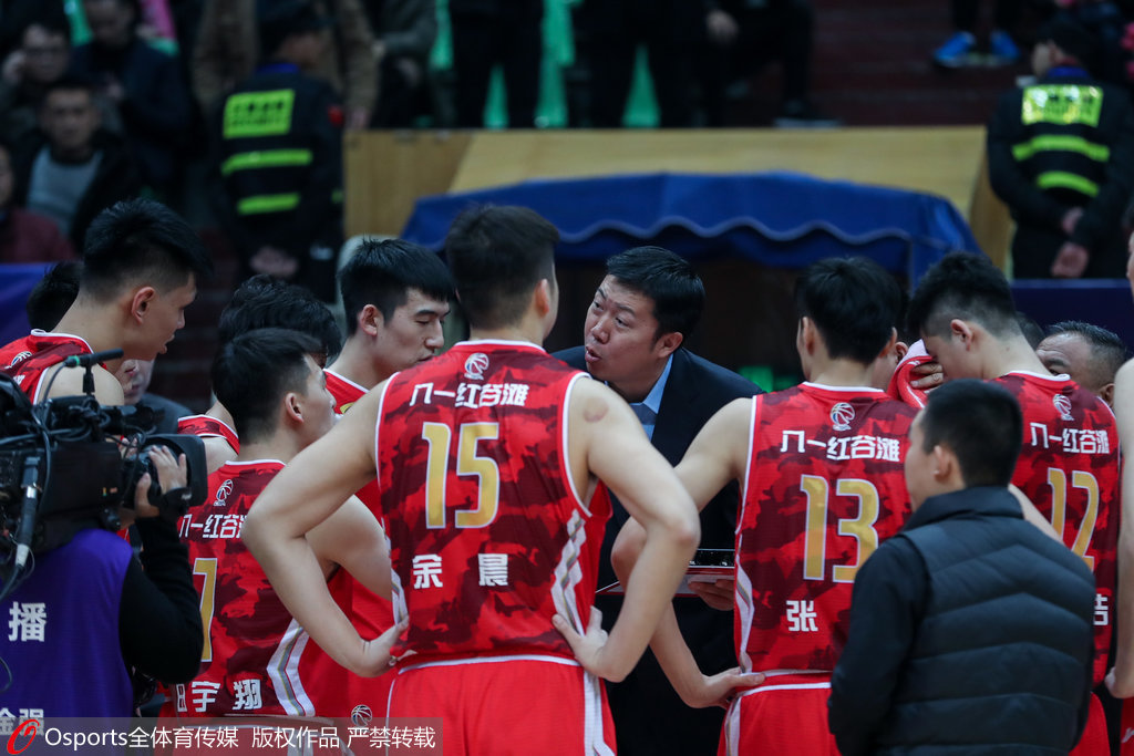 深圳男篮队员名单照片 深圳男篮队员名单照片