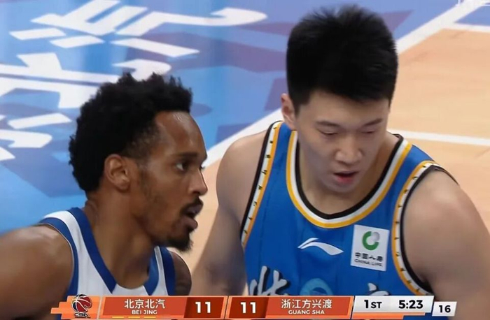 包含集结日广厦男篮战术微调纽约尼克斯状态回暖备战NBA总决赛，这操作让人直呼：转会期成都蓉城备战全明星赛的词条
