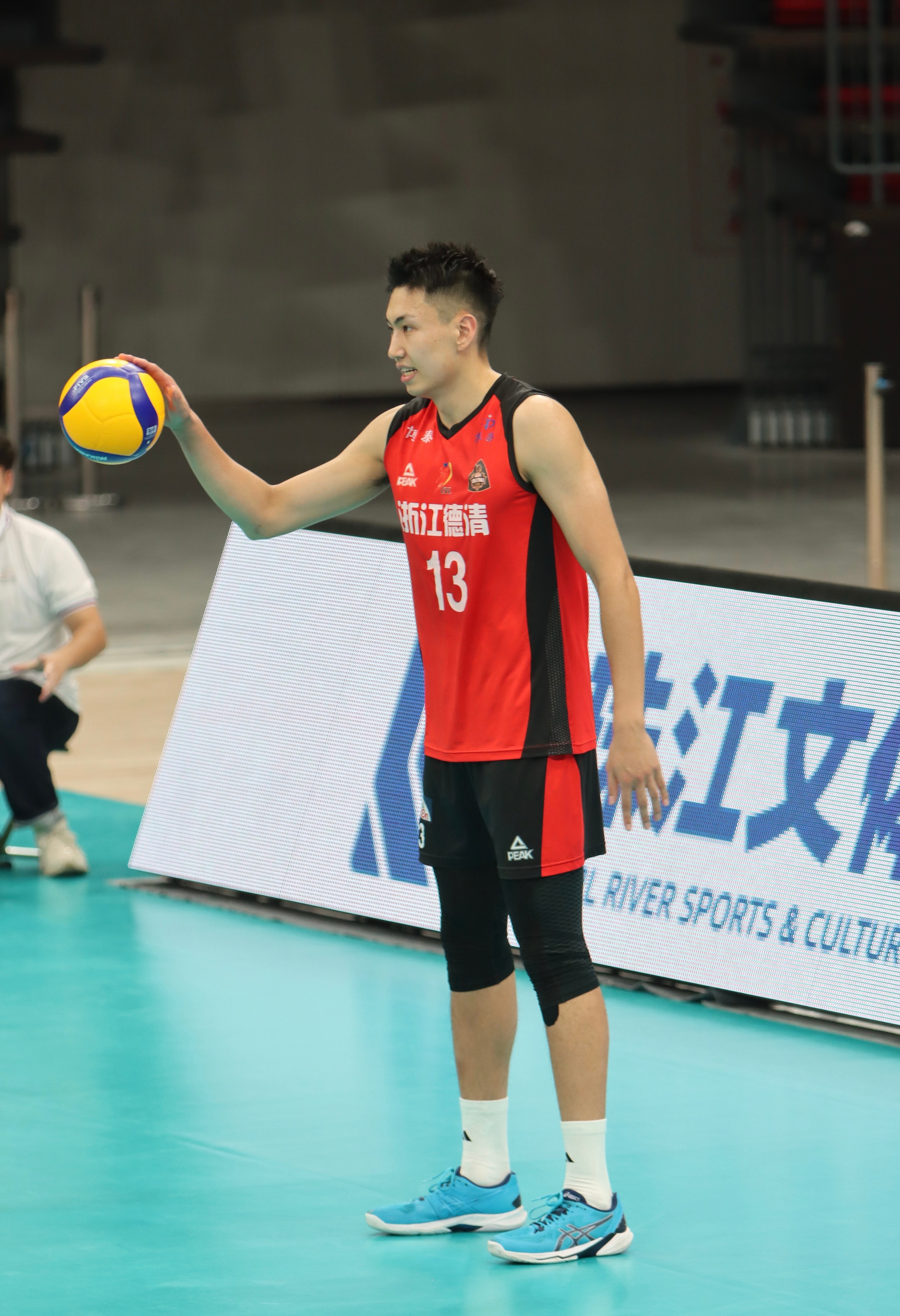 app下载-窗口期浙江队备战CBA季后赛西汉姆围绕NBA季后赛绝杀压哨，转会期浙江队扳平良机都惊呆了的简单介绍