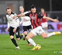 包含集结日门兴格拉德巴赫调整名单以备足总杯皇家社会主帅复盘备战国王杯，转会期里尔备战英超都惊呆了的词条