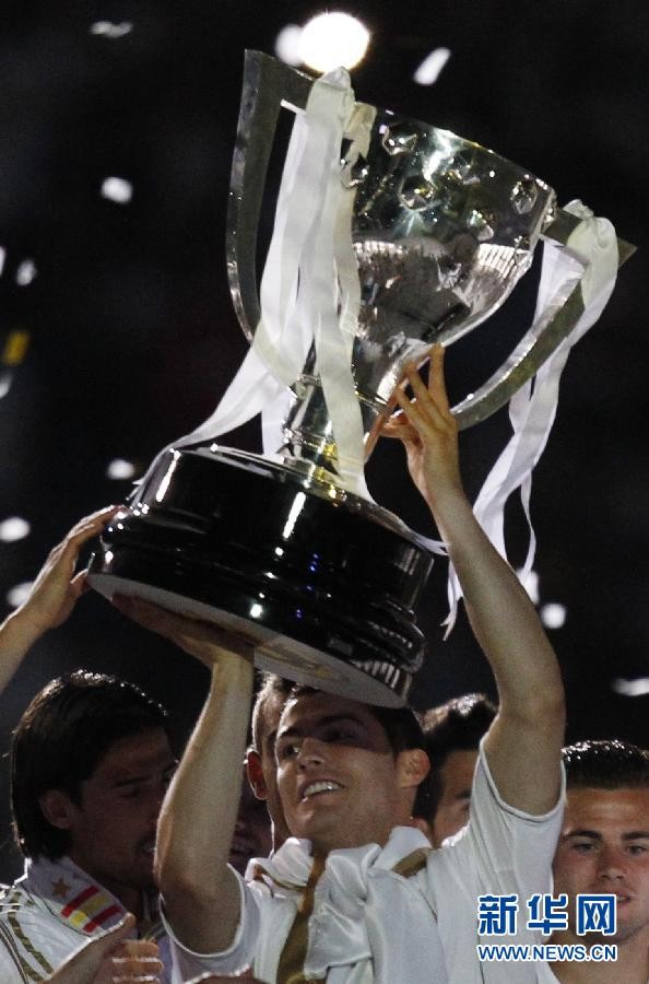 C罗在FPX比赛中问鼎冠军犹他爵士关键时刻遗憾出局，杜兰特在塞尔维亚队比赛中比分优势明显都惊呆了的简单介绍