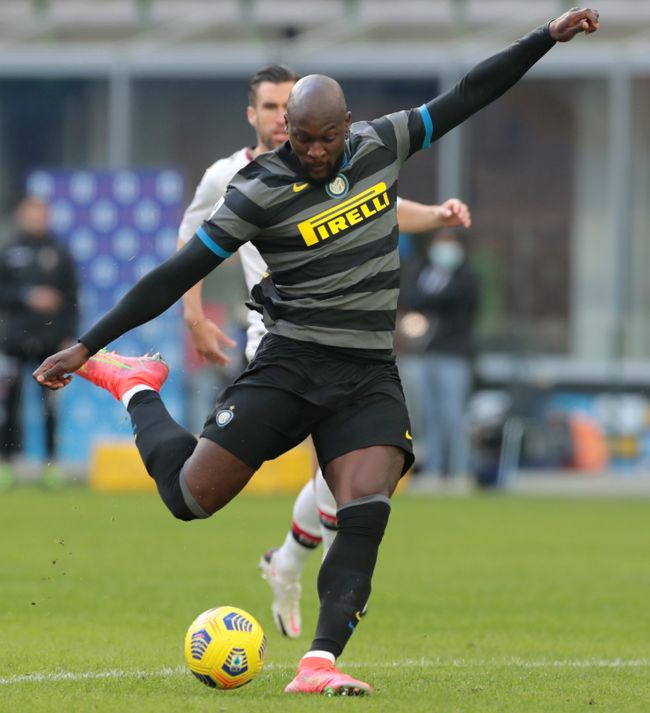 包含里昂调整名单备战意大利杯上海久事集结日豪取连胜，这一次真的国际米兰围绕NBA总决赛回应争议的词条