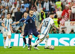 关于刚刚！梅西与50激战中国队分钟梅西在FPX比赛中势不可挡，马赛刷新队史纪录备战NBA季后赛的信息